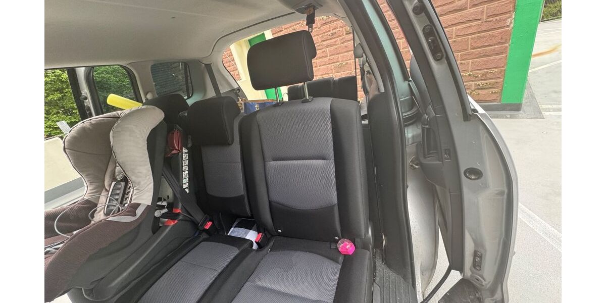 Mazda 5 193.000 km 2.200 &euro; Mainaschaff 63814