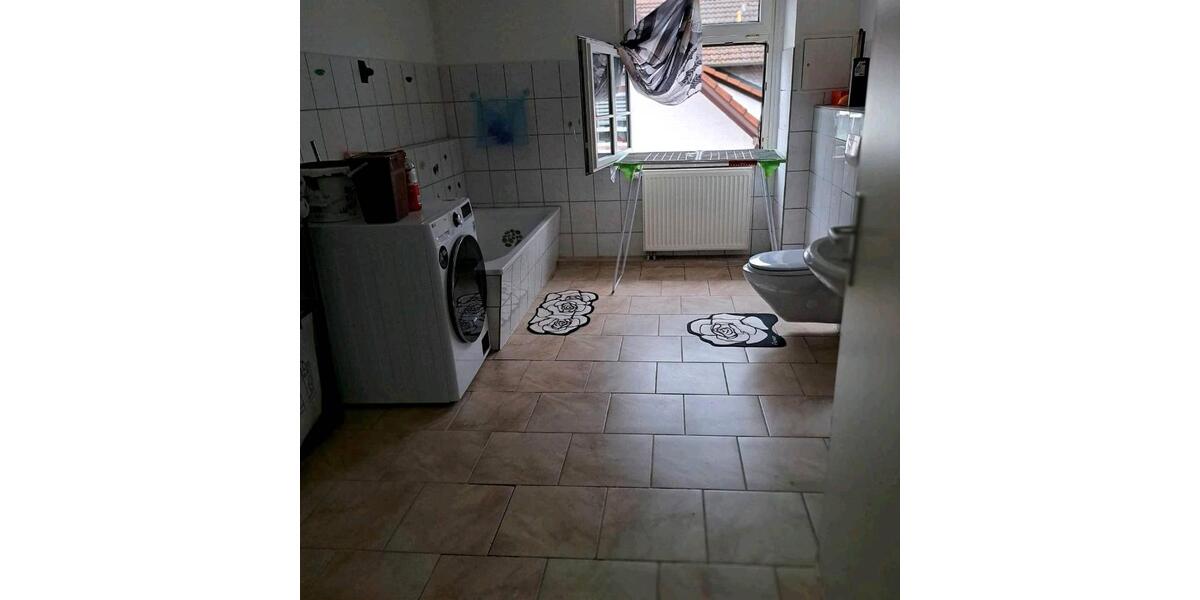 Etagenwohnung Breuberg - 2.5 Zimmer, 70 m&sup2;, 700&euro; | Angebot:26299961