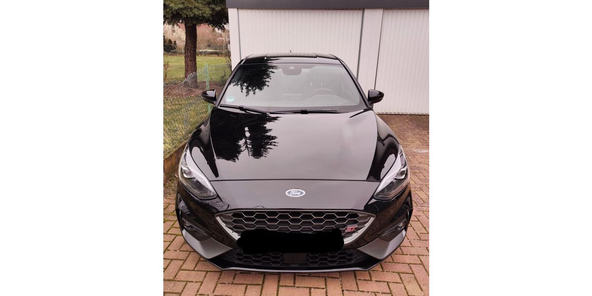 Ford Focus 66.000 km 20.499 &euro; Freigericht 63579