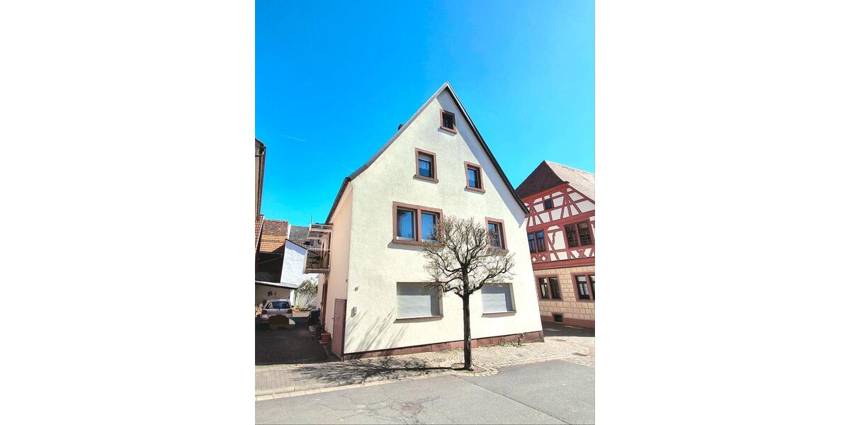 Einfamilienhaus Großheubach - 6 Zimmer, 230 m&sup2;, 279.000&euro; | Angebot:26047105