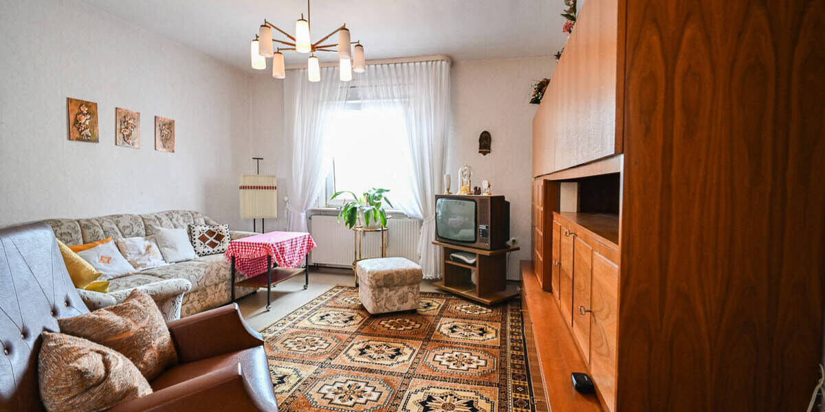 Mehrfamilienhaus, Wohnhaus Eppertshausen - 8 Zimmer, 148 m&sup2;, 349.000&euro; | Angebot:25693343