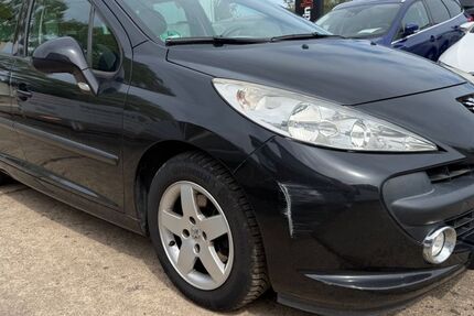 Peugeot 207 218.000 km 990 &euro; Mainaschaff 63814