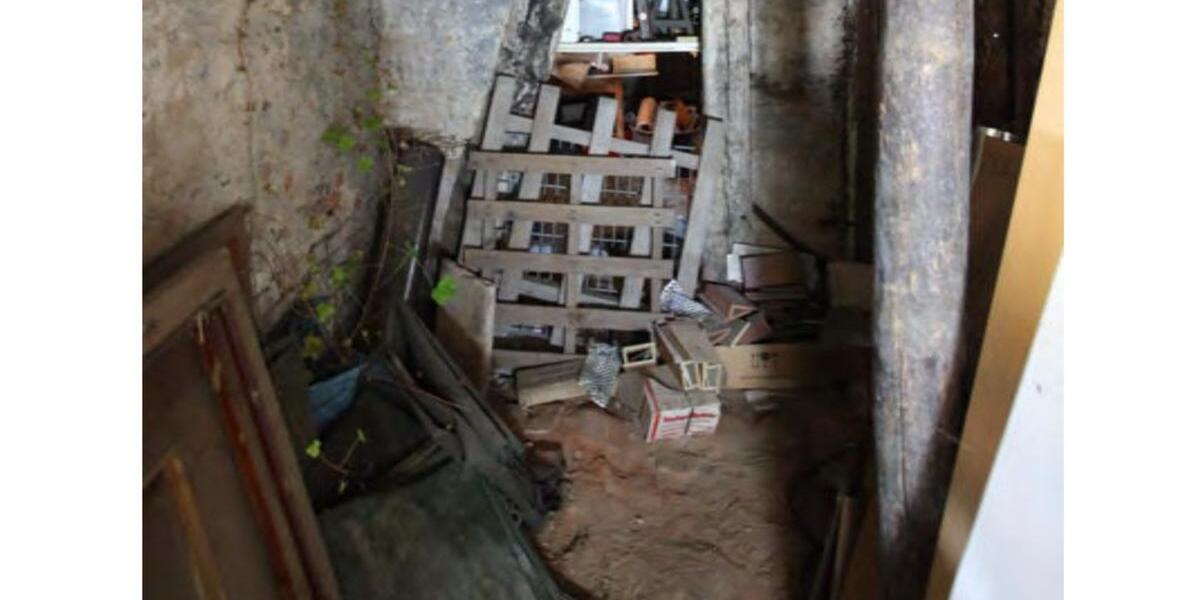 Villa Rodgau - 6 Zimmer, 204 m&sup2;, 111.000&euro; | Angebot:26323076