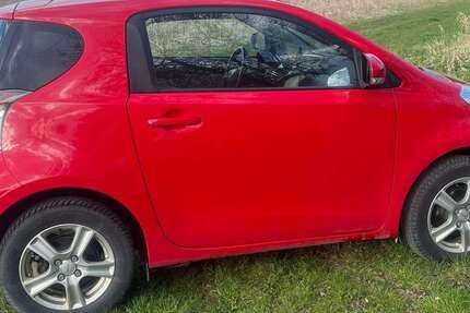Toyota iQ 72.400 km 4.599 &euro; Rodenbach 63517