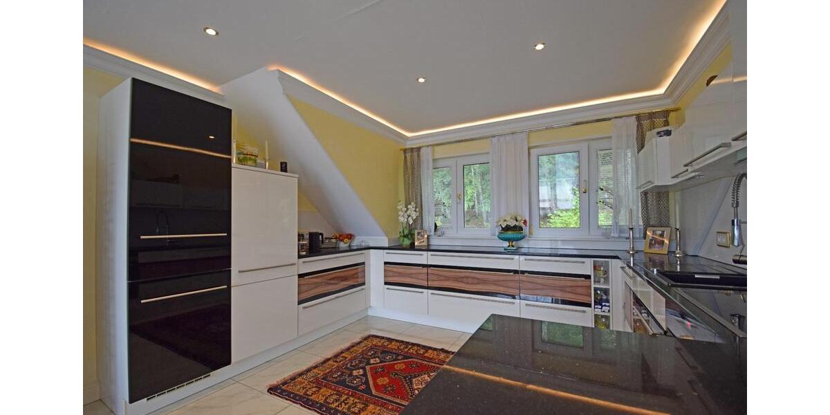 Etagenwohnung Freudenberg - 3 Zimmer, 83 m&sup2;, 289.000&euro; | Angebot:23392212