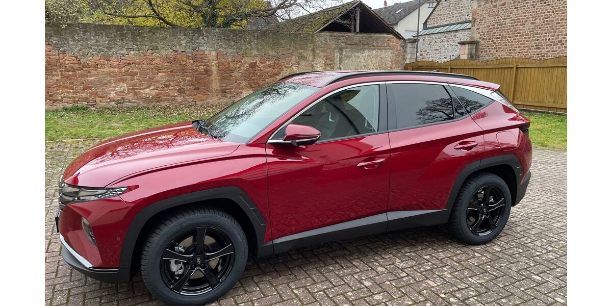 Hyundai TUCSON 80.000 km 24.500 &euro; Großwallstadt 63868