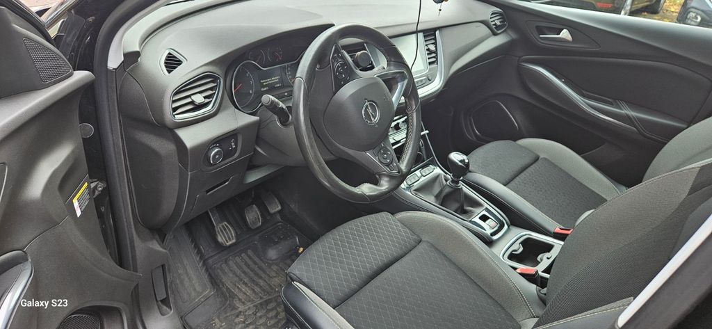 Opel Grandland (X) 57.000 km 14.300 &euro; Hanau 63454