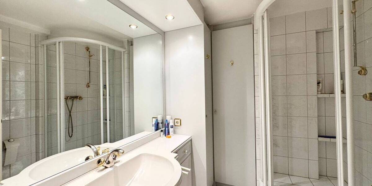 Einfamilienhaus Bessenbach Oberbessenbach - 8 Zimmer, 411 m&sup2;, 649.000&euro; | Angebot:25693764