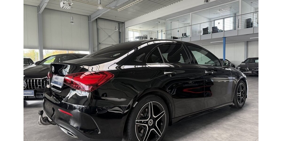 Mercedes-Benz A 200 Limousine AMG DISTRONIC-AHK-PANORAMA-360°! 14.350 km 35.769 &euro; Groß-Umstadt 64823