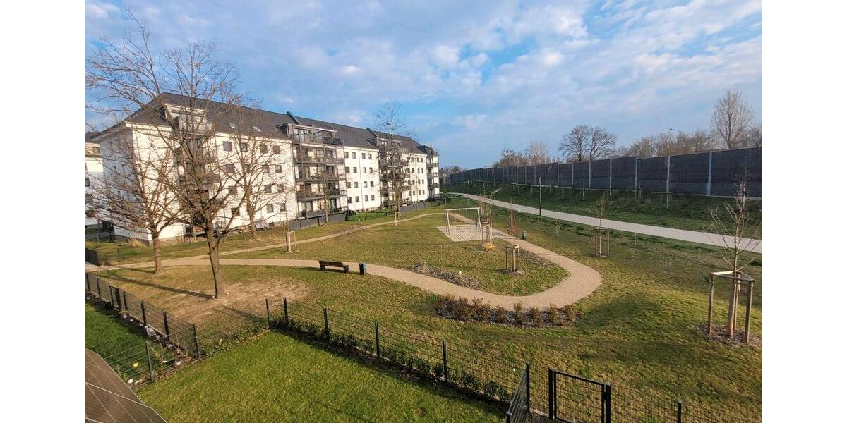 Etagenwohnung Hanau Großauheim - 3 Zimmer, 93 m&sup2;, 1.300&euro; | Angebot:25831936