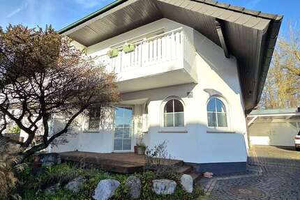 Haus Eppertshausen - 7 Zimmer, 190 m&sup2;, 699.000&euro; | Angebot:24831475