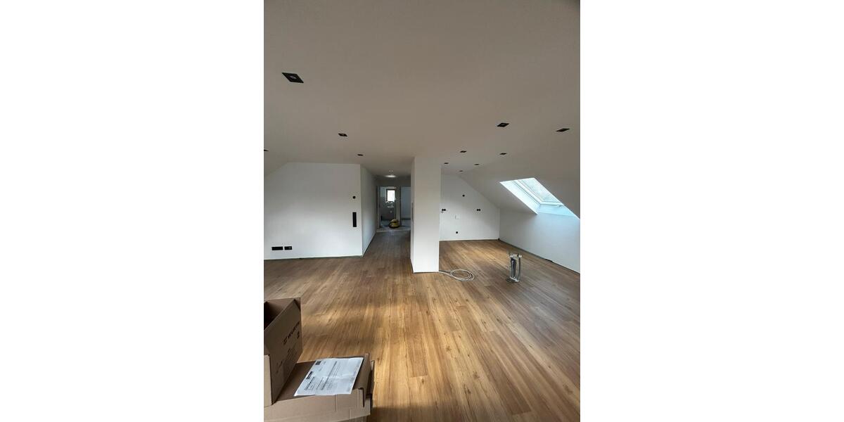 Dachgeschoßwohnung Frammersbach - 3 Zimmer, 80 m&sup2;, 900&euro; | Angebot:26253694