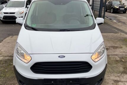 Ford Transit Courier 83.000 km 10.490 &euro; Hanau 63450