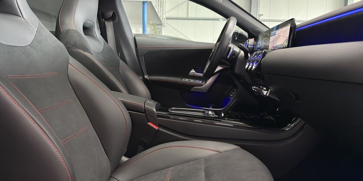 Mercedes-Benz CLA 250 Shooting Brake 4M AMG PREMIUM-PANO-NIGHT 24.401 km 38.899 &euro; Groß-Umstadt 64823