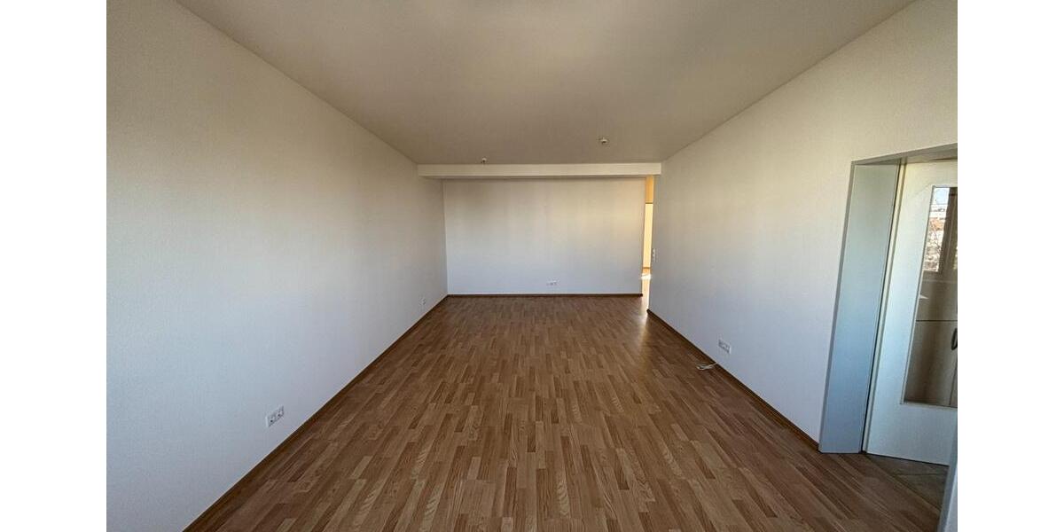 Etagenwohnung Hanau - 3 Zimmer, 100 m&sup2;, 345.000&euro; | Angebot:25404945