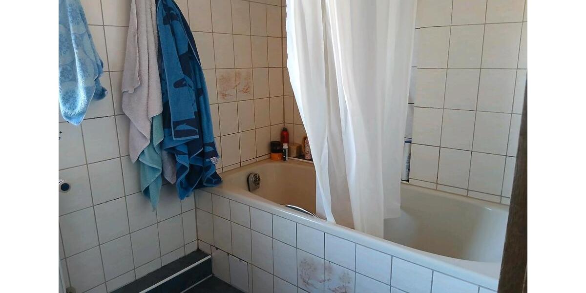 Dachgeschoßwohnung Frammersbach - 3 Zimmer, 85 m&sup2;, 1.100&euro; | Angebot:26326653