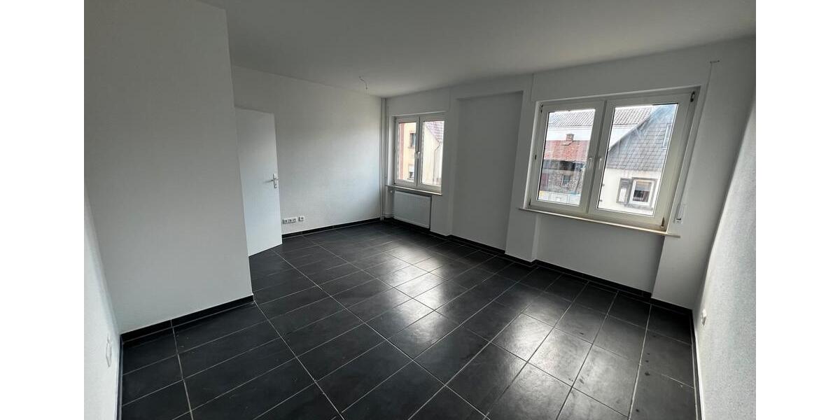 Einfamilienhaus Münster (Hessen) - 10 Zimmer, 195 m&sup2;, 2.425&euro; | Angebot:21530701
