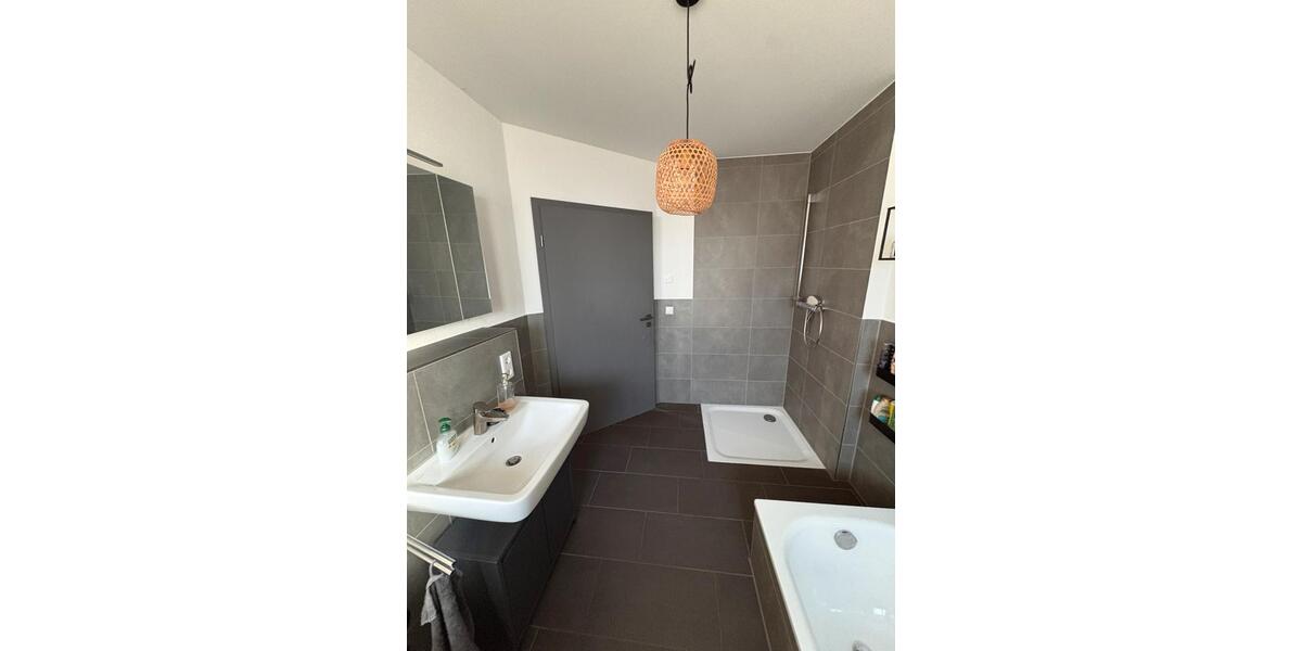 Etagenwohnung Bürgstadt - 3 Zimmer, 96 m&sup2;, 400.500&euro; | Angebot:25649215