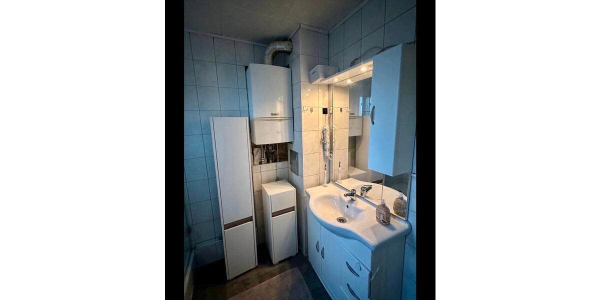 Erdgeschoßwohnung Hanau - 3 Zimmer, 70 m&sup2;, 180.000&euro; | Angebot:27022812