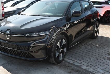 Renault Megane E-TECH 21.125 km 20.490 &euro; Aschaffenburg 63741