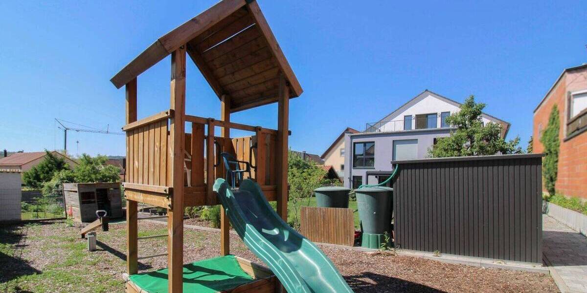 Etagenwohnung Goldbach - 4 Zimmer, 112 m&sup2;, 465.000&euro; | Angebot:25985070