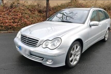Mercedes-Benz C 320 243.000 km 4.990 &euro; Mühlheim 63165