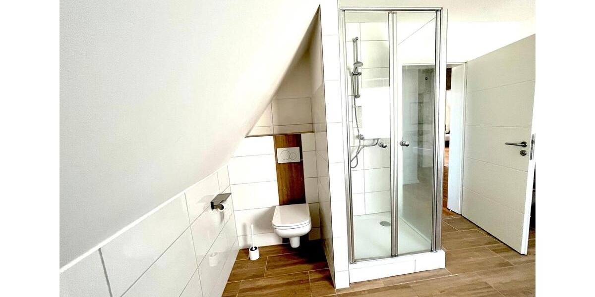 Dachgeschoßwohnung Freigericht - 2 Zimmer, 74 m&sup2;, 900&euro; | Angebot:26001609