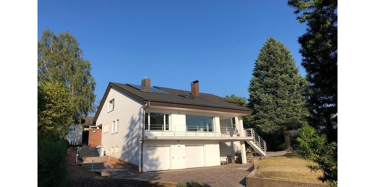 Einfamilienhaus Bürgstadt - 9 Zimmer, 300 m&sup2;, 2.950&euro; | Angebot:24940965