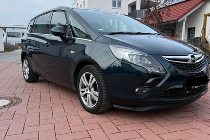 Opel Zafira Tourer 181.775 km 7.400 &euro; Dieburg 64807