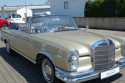 Mercedes-Benz 300 SE Cabriolet Top Original mit 58000 Km 58.000 km 159.000 &euro; Rodgau 63110