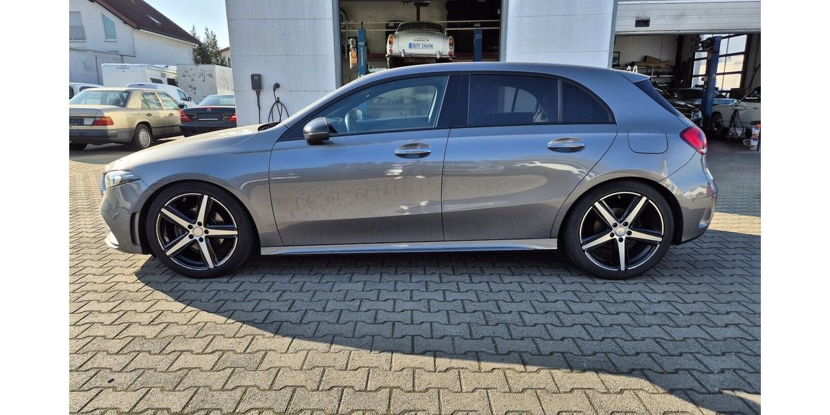 Mercedes-Benz A 200 d AMG Line Automatik, Navi, Rückfahrkamera, 211.222 km 16.390 &euro; Rodgau 63110