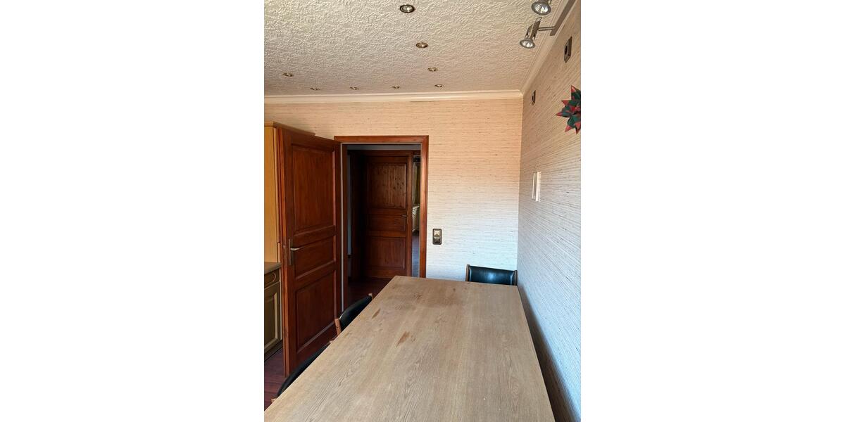 Etagenwohnung Dietzenbach - 2 Zimmer, 70 m&sup2;, 1.300&euro; | Angebot:25792492