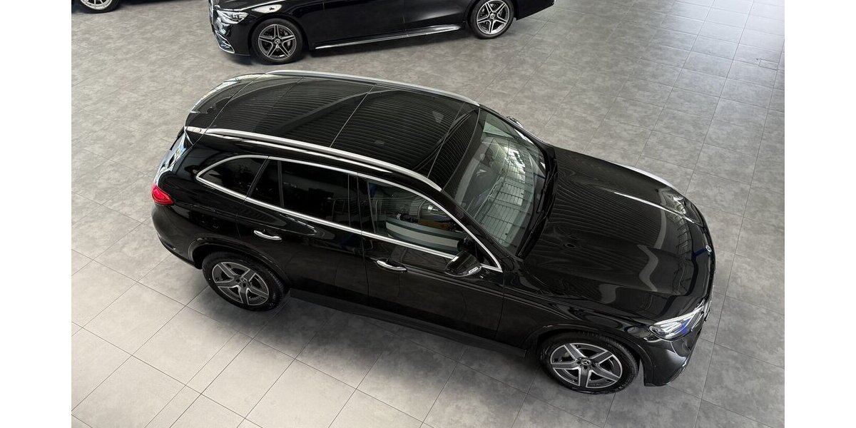 Mercedes-Benz GLC 300 4M AMG PREMIUM BURMESTER- PANORAMA- AHK! 21.213 km 60.990 &euro; Groß-Umstadt 64823