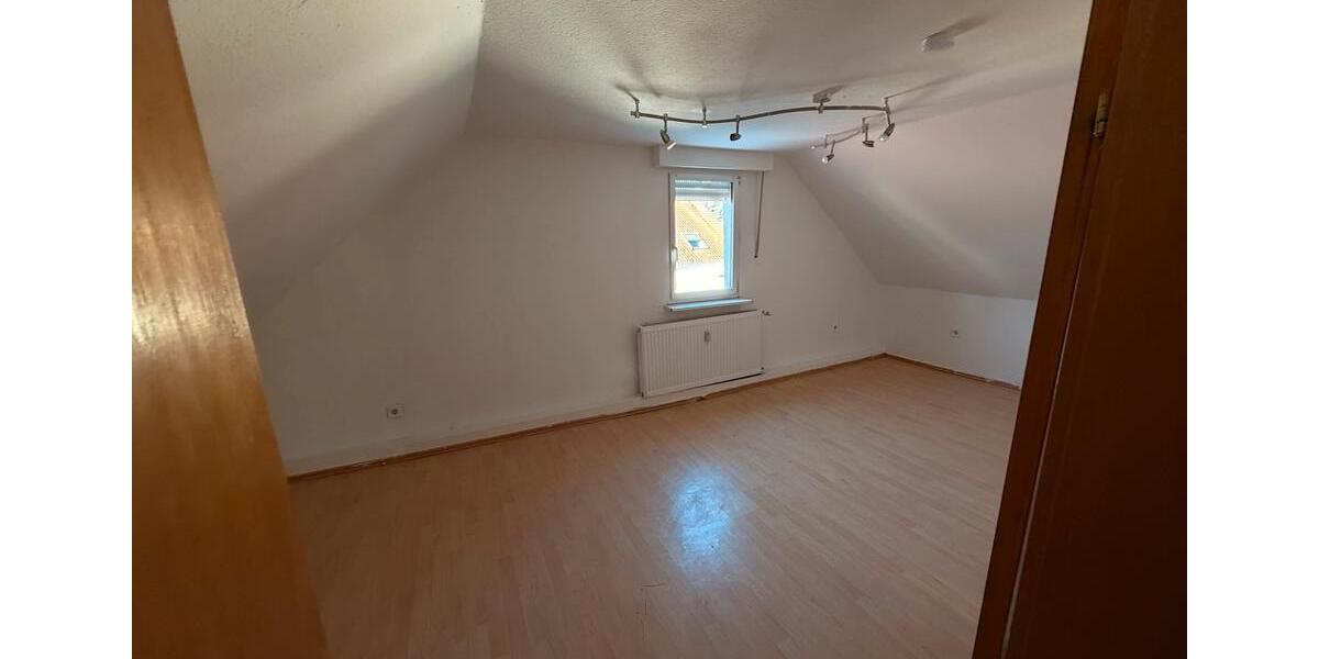 Etagenwohnung Rodgau - 3 Zimmer, 90 m&sup2;, 1.150&euro; | Angebot:26019508