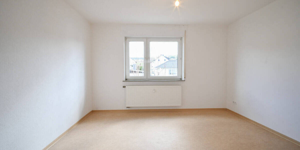 Etagenwohnung Schaafheim Mosbach - 4 Zimmer, 111 m&sup2;, 900&euro; | Angebot:26128578