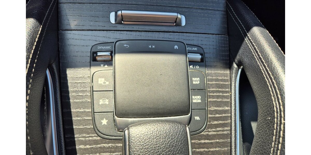 Mercedes-Benz GLE 400 d 4M AMG Line AHK Panorama Rückfahrkamera 83.401 km 57.890 &euro; Rodgau 63110