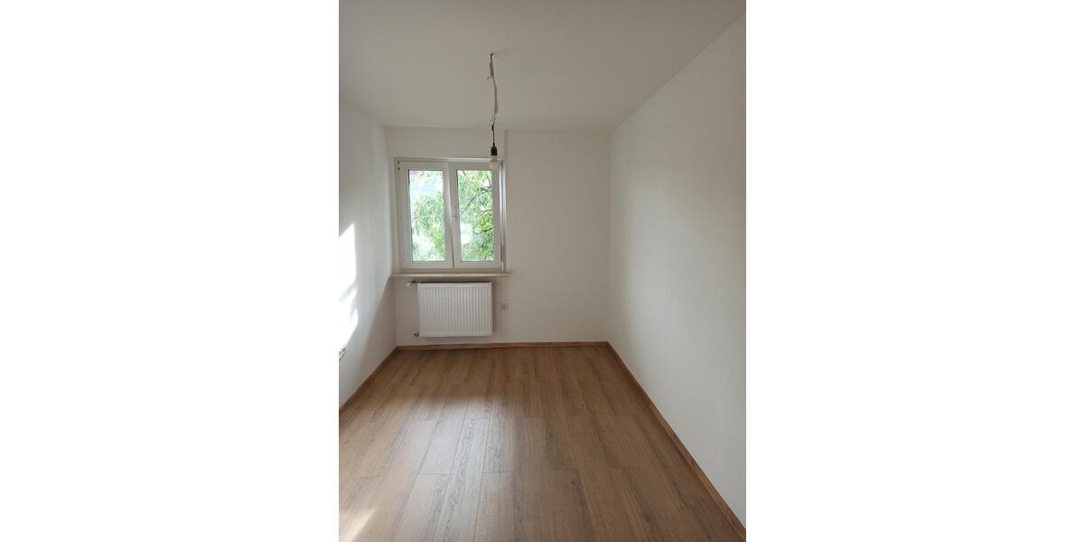 Etagenwohnung Aschaffenburg Gailbach - 3 Zimmer, 70 m&sup2;, 900&euro; | Angebot:25842067