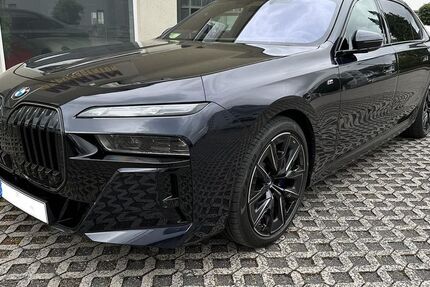 BMW 740 8.838 km 104.999 &euro; Erlensee 63526