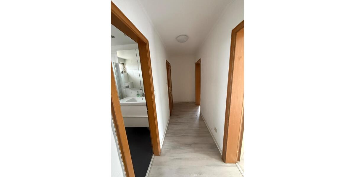 Mehrfamilienhaus, Wohnhaus Obertshausen - 6 Zimmer, 160 m&sup2;, 2.250&euro; | Angebot:26016675