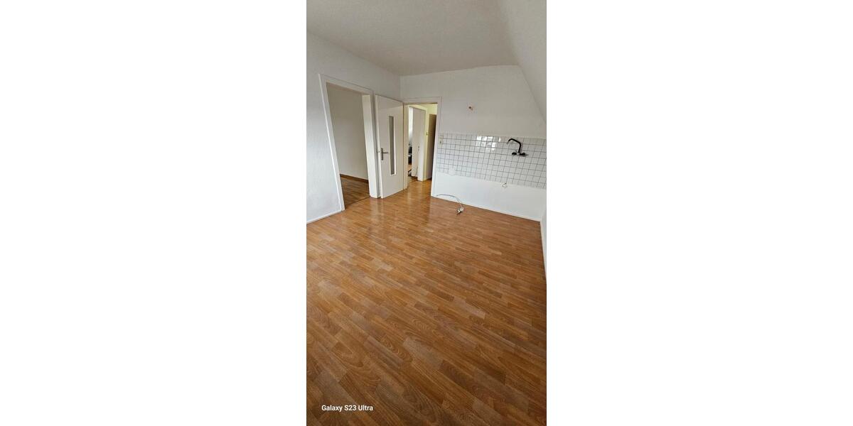 Dachgeschoßwohnung Elsenfeld - 2 Zimmer, 63 m&sup2;, 900&euro; | Angebot:25163861