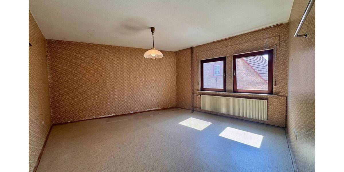 Einfamilienhaus Schaafheim Radheim - 9 Zimmer, 304 m&sup2;, 350.000&euro; | Angebot:26835119