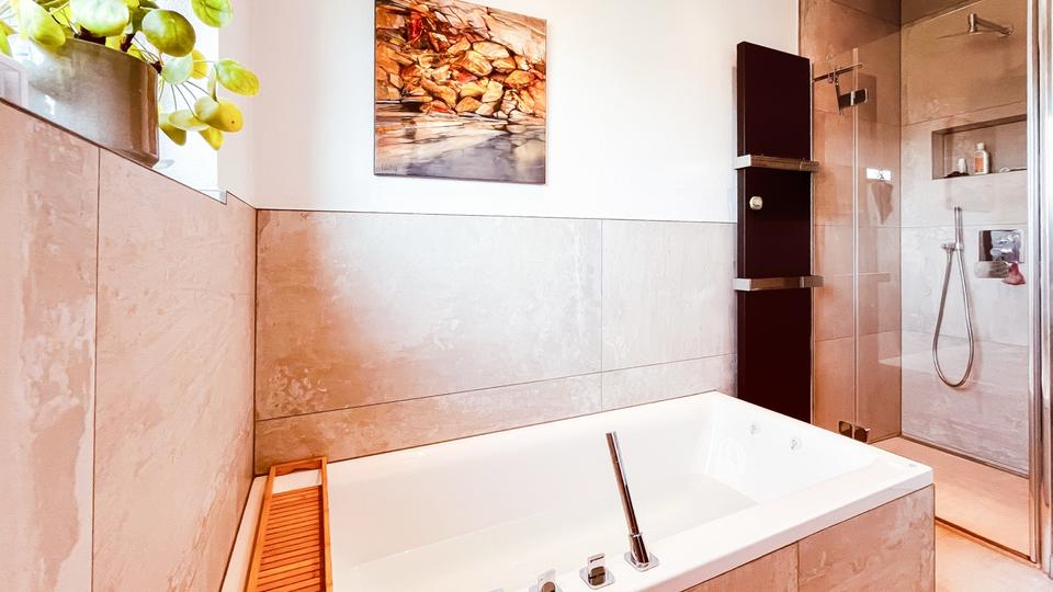 Dachgeschoßwohnung Aschaffenburg Gailbach - 3 Zimmer, 77 m&sup2;, 390.000&euro; | Angebot:27071200