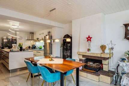 Haus Kleinostheim - 9 Zimmer, 310 m&sup2;, 699.000&euro; | Angebot:24685635