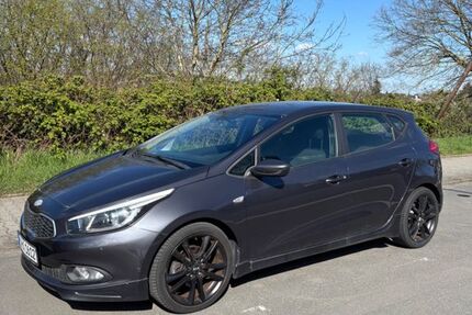 Kia ceed / Ceed 68.000 km 7.800 &euro; Mühlheim 63165