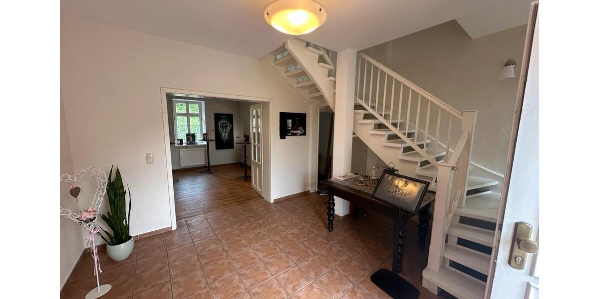 Etagenwohnung Freigericht - 15 Zimmer, 210 m&sup2;, 2.415&euro; | Angebot:21156337