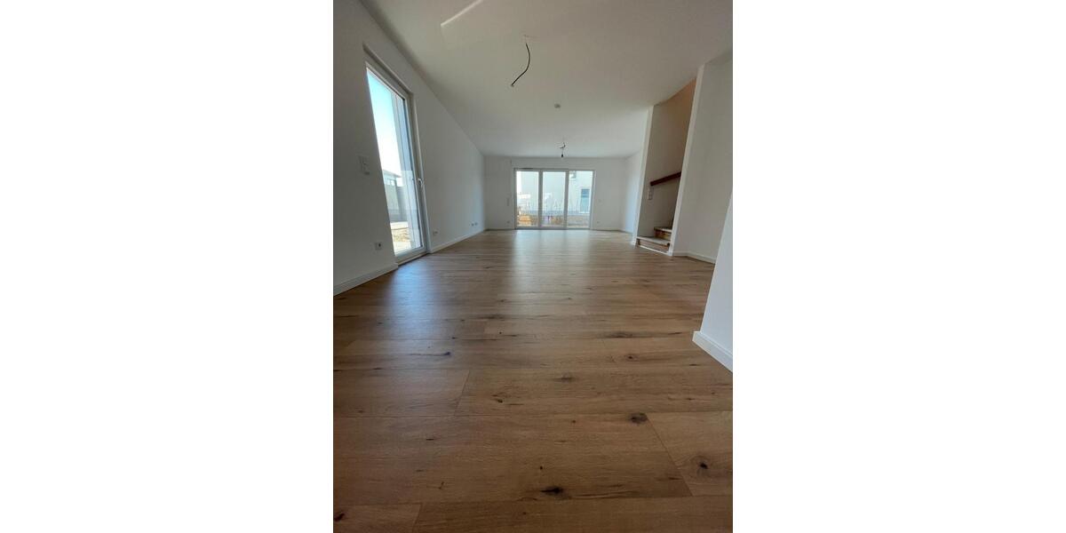 Reihenhaus Mainhausen - 4 Zimmer, 130 m&sup2;, 1.550&euro; | Angebot:25964505