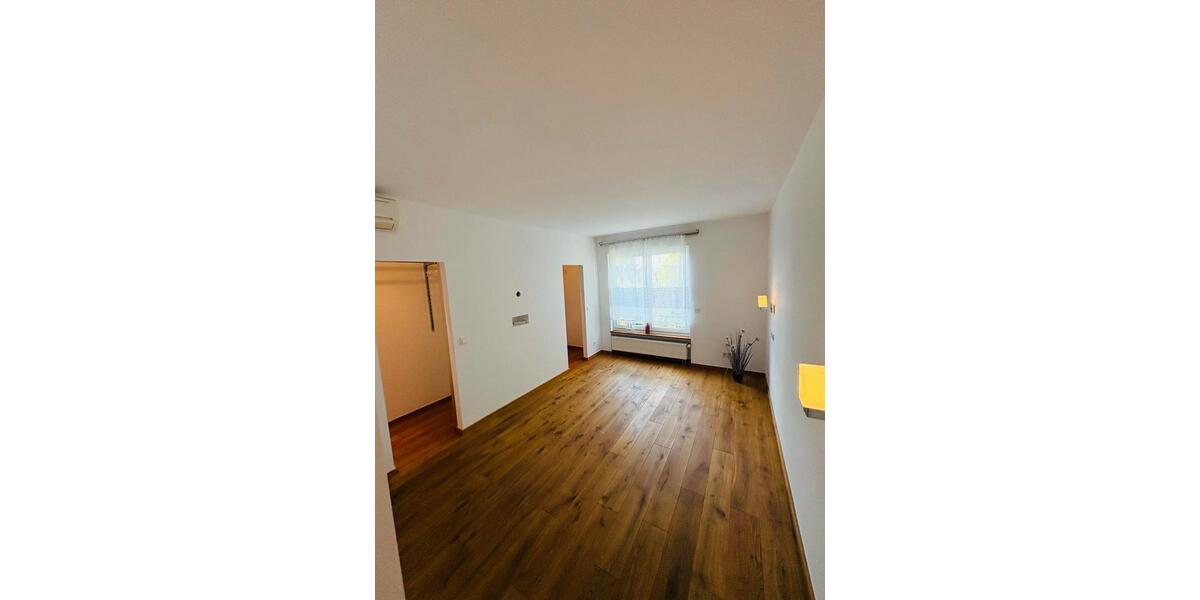 Bungalow Aschaffenburg Damm - 5 Zimmer, 185 m&sup2;, 999.000&euro; | Angebot:26291274