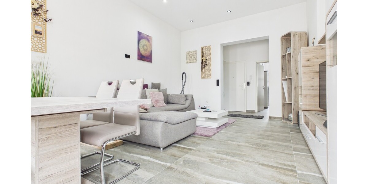 Hochwertige 2-Zimmer-Wohnung mit Balkon, moderner Einbauküche und Stellplatz in Hanau - Etagenwohnung Hanau | Angebot:26209183