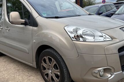 Peugeot Partner 117.000 km 5.990 &euro; Mainaschaff 63814