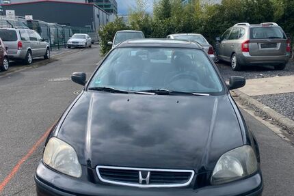 Honda Civic 244.000 km 3.999 &euro; Hanau 63457